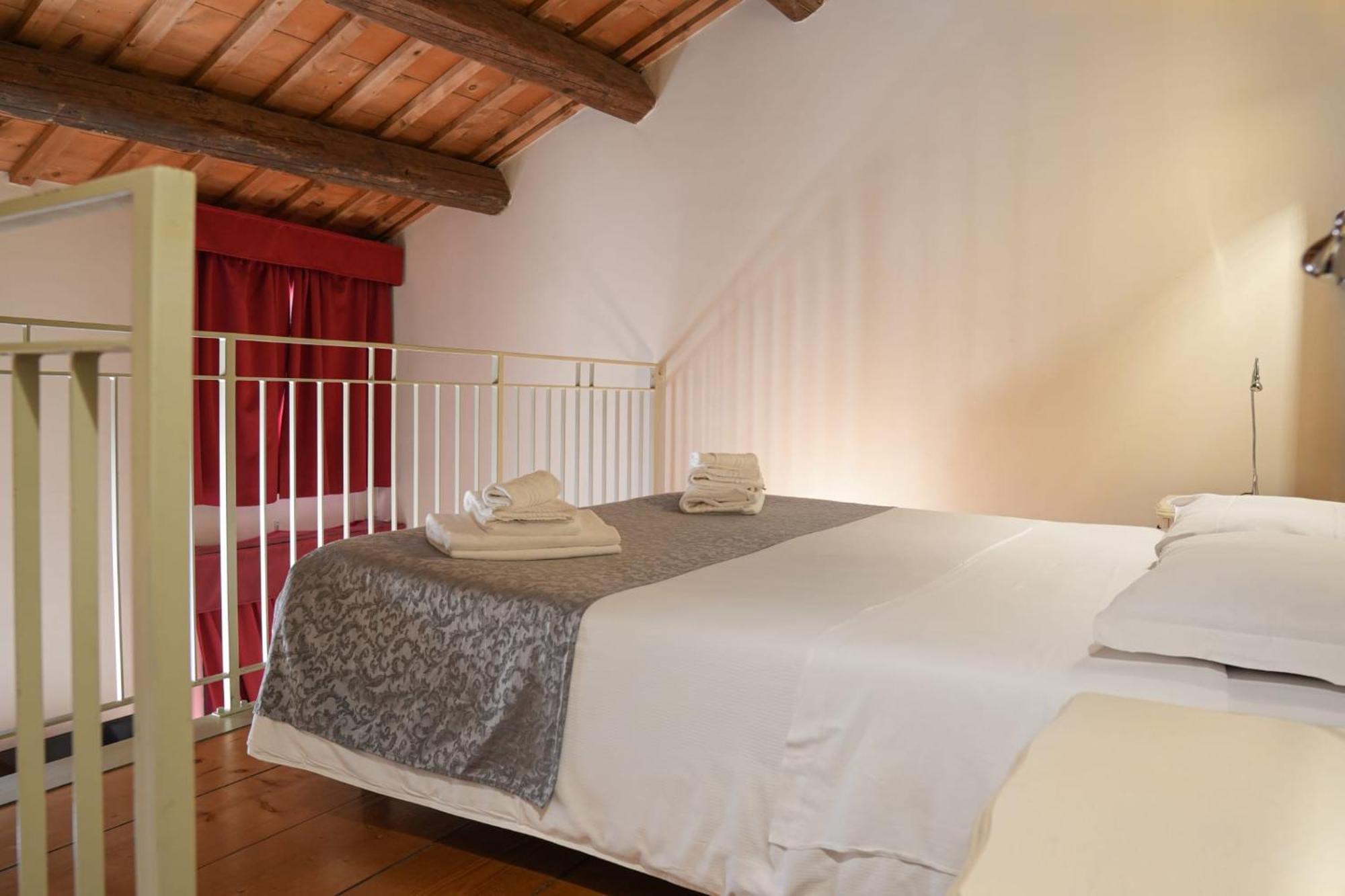 Honey Rooms Ferrara Exterior foto